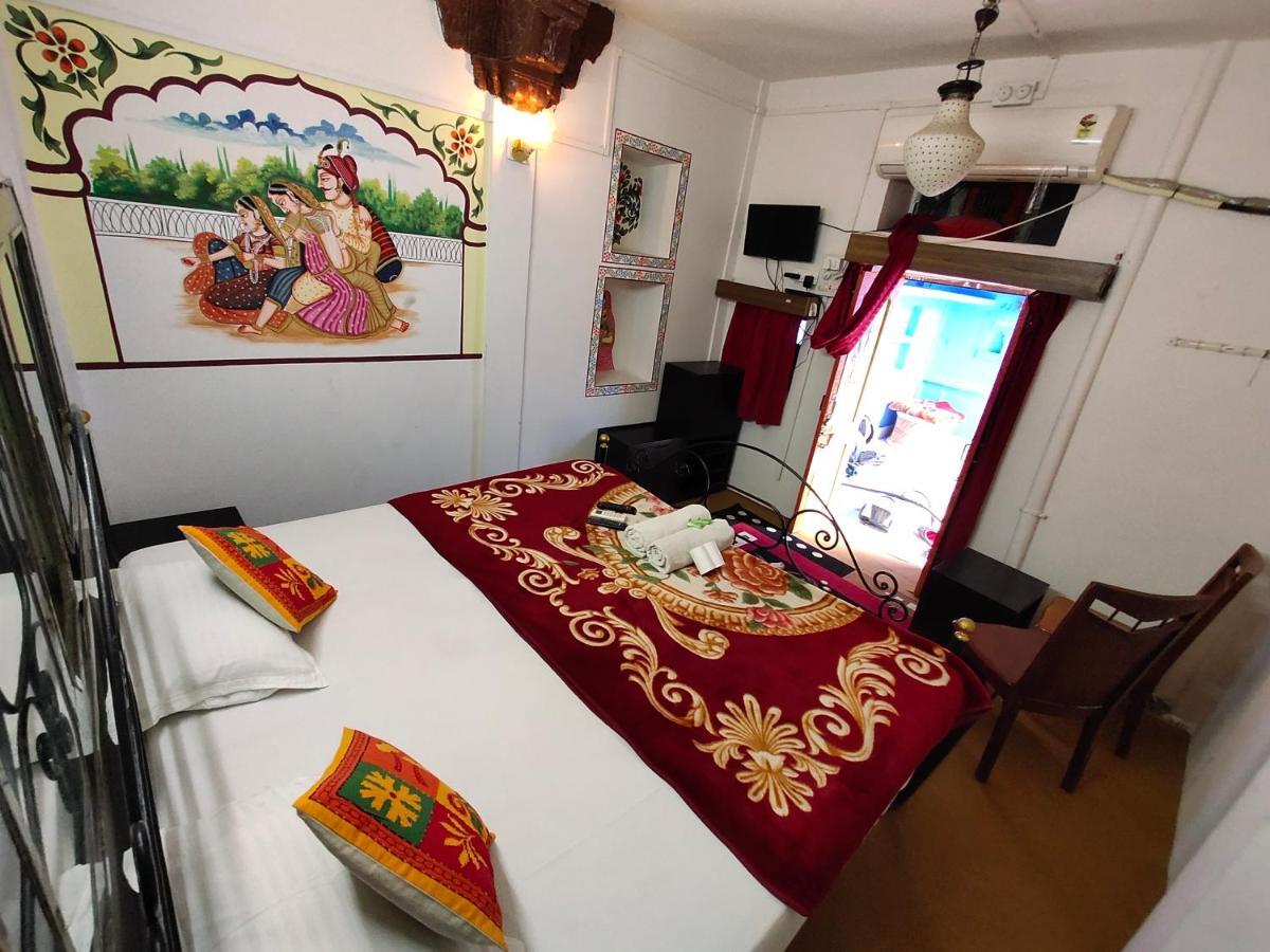 Jaswant Bhawan Home Stay Džódhpur Exteriér fotografie